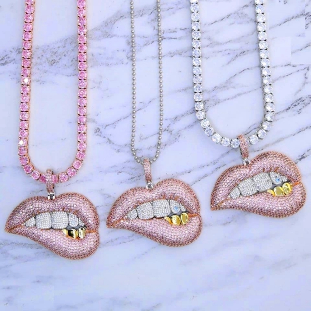 "Cubic Zirconia Necklace W/Drip Lip Pendant"